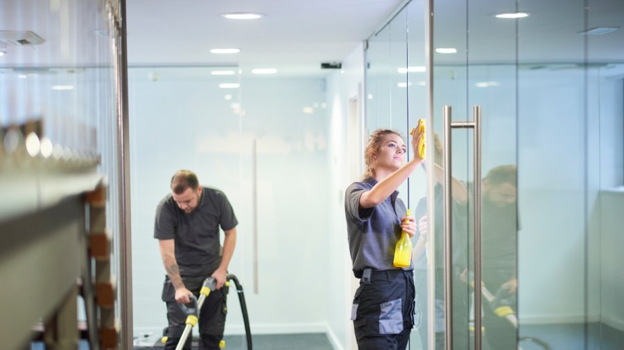 Top Tips for Winning Facilities Management Contracts
